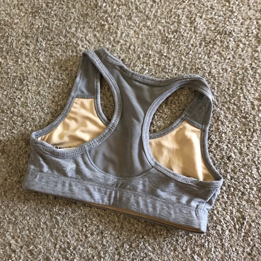 Old Navy active gray sports bra in size XS